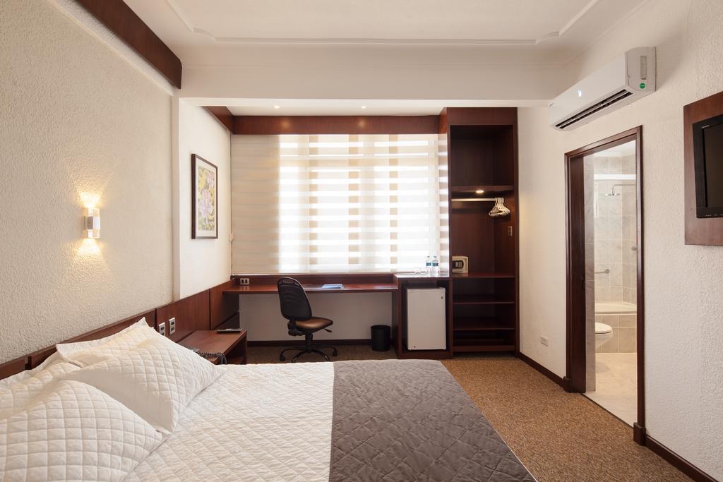 Hotel Cortez Santa Cruz de La Sierra Eksteriør billede